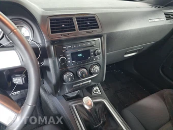 2010 Dodge Challenger R/T - miniatura 11