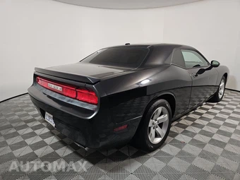 2010 Dodge Challenger R/T - miniatura 4