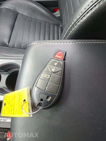 2010 Dodge Challenger SE - miniatura 8