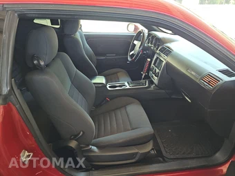 2010 Dodge Challenger SE – miniatura 8