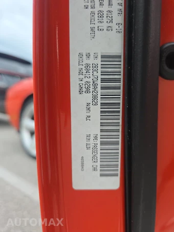 2010 Dodge Challenger SRT8 – miniatura 13