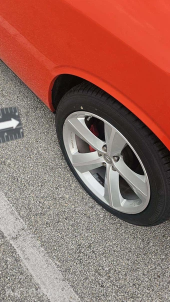 2010 Dodge Challenger SRT8 – miniatura 25