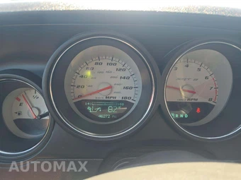 2010 Dodge Challenger SRT8 – miniatura 9
