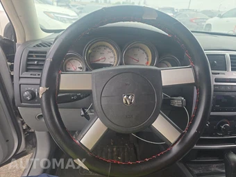 2010 Dodge Charger SXT – miniatura 10