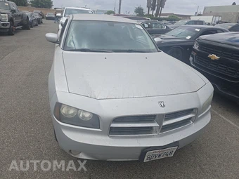2010 Dodge Charger SXT – miniatura 2