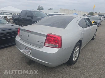 2010 Dodge Charger SXT – miniatura 4