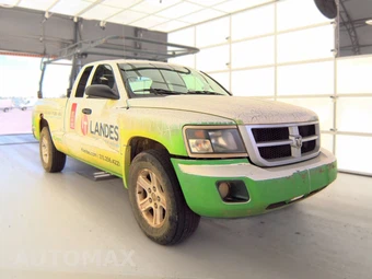 2010 Dodge Dakota Big Horn/Lone Star Extended Cab Long Bed – miniatura 3