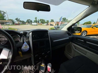 2010 Dodge Grand Caravan Hero Minivan 121.2" WB – miniatura 10