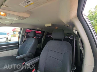 2010 Dodge Grand Caravan Hero Minivan 121.2" WB – miniatura 11