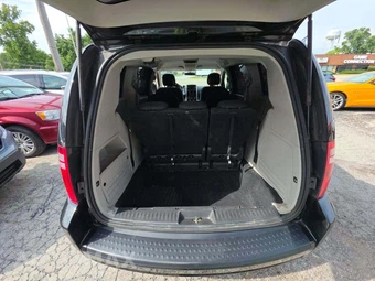 2010 Dodge Grand Caravan Hero Minivan 121.2" WB – miniatura 15