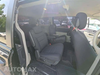 2010 Dodge Grand Caravan Hero Minivan 121.2" WB – miniatura 17