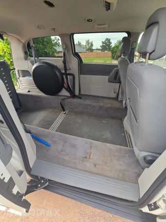 2010 Dodge Grand Caravan SE Minivan 121.2" WB - miniatura 16