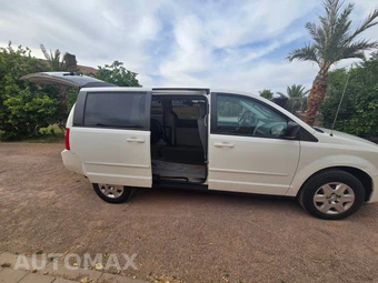 2010 Dodge Grand Caravan SE Minivan 121.2" WB - miniatura 17