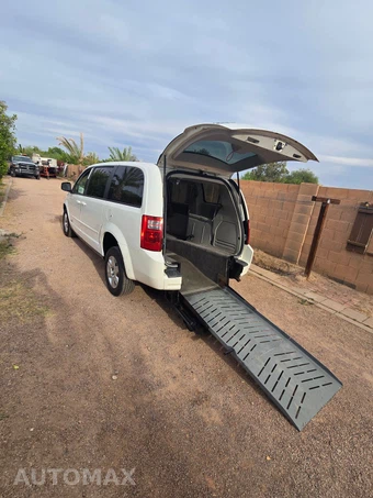 2010 Dodge Grand Caravan SE Minivan 121.2" WB - miniatura 28