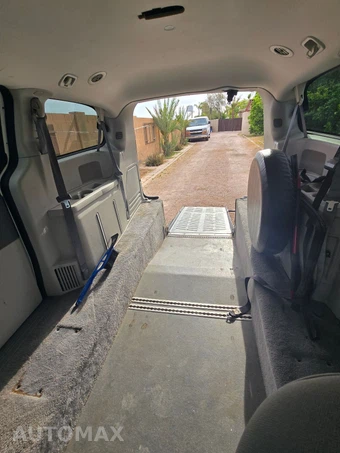 2010 Dodge Grand Caravan SE Minivan 121.2" WB - miniatura 29