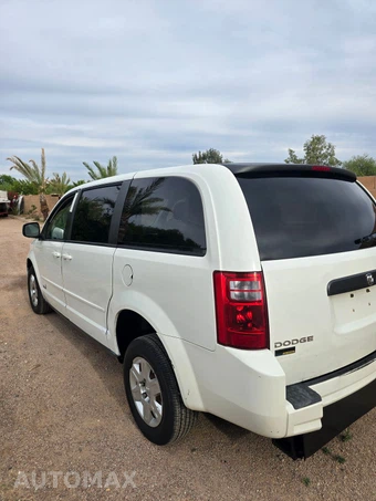 2010 Dodge Grand Caravan SE Minivan 121.2" WB - miniatura 7