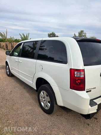 2010 Dodge Grand Caravan SE Minivan 121.2" WB - miniatura 8