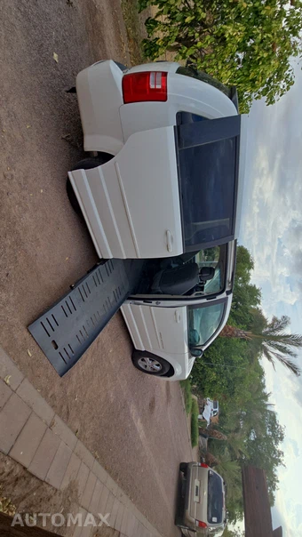 2010 Dodge Grand Caravan SE Minivan 121.2" WB - miniatura 11