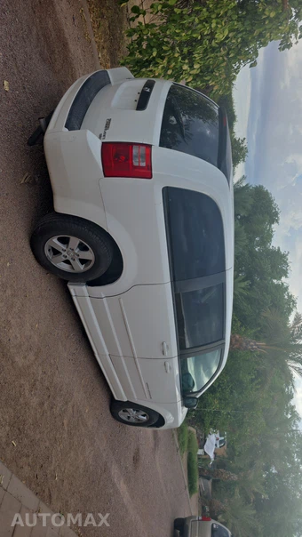 2010 Dodge Grand Caravan SE Minivan 121.2" WB - miniatura 34