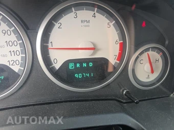 2010 Dodge Grand Caravan SXT Minivan 121.2" WB – miniatura 15
