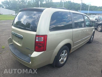 2010 Dodge Grand Caravan SXT Minivan 121.2" WB – miniatura 4