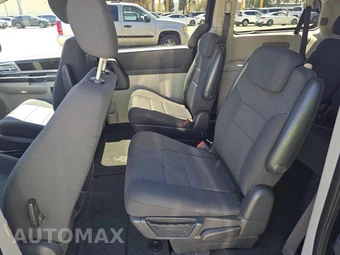 2010 Dodge Grand Caravan SXT Minivan 121.2" WB – miniatura 3