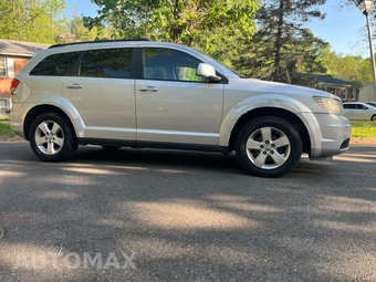 2010 Dodge Journey SXT – miniatura 3