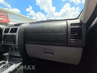 2010 Dodge Nitro Shock - miniatura 19