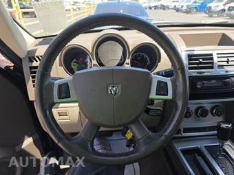 2010 Dodge Nitro SXT – miniatura 10