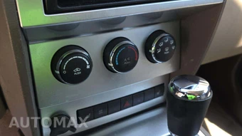 2010 Dodge Nitro SXT – miniatura 25