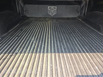 2010 Dodge Ram 1500 Laramie Crew Cab Short Bed – miniatura 16