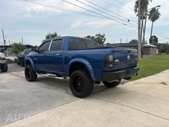 2010 Dodge Ram 1500 SLT Crew Cab Short Bed - miniatura 3