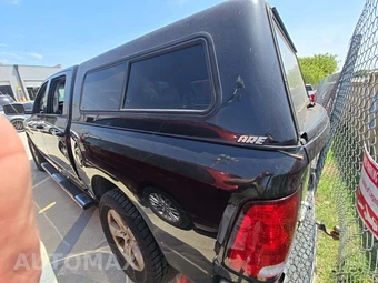 2010 Dodge Ram 1500 SLT Crew Cab Short Bed - miniatura 2
