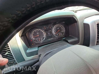 2010 Dodge Ram 1500 SLT Crew Cab Short Bed - miniatura 9