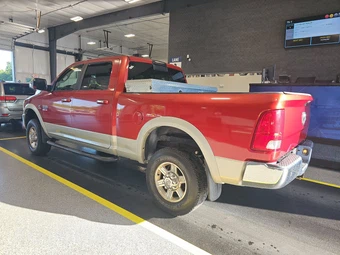 2010 Dodge Ram 2500 Laramie Crew Cab Medium Bed – miniatura 6