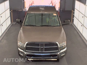 2010 Dodge Ram 2500 SLT Crew Cab Medium Bed – miniatura 2