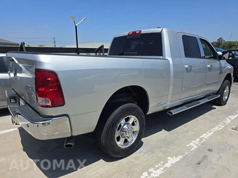 2010 Dodge Ram 2500 SLT Extended Crew Cab Medium Bed – miniatura 4