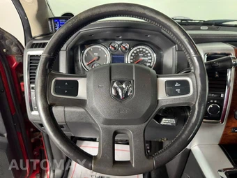 2010 Dodge Ram 3500 Laramie Crew Cab Medium Bed - miniatura 13