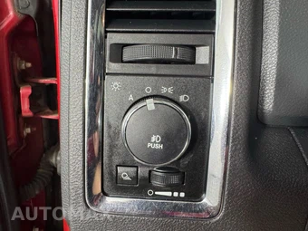 2010 Dodge Ram 3500 Laramie Crew Cab Medium Bed - miniatura 23