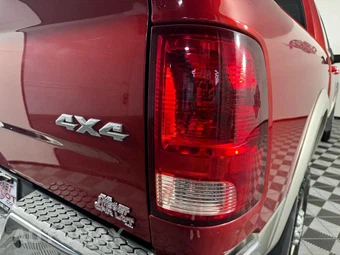 2010 Dodge Ram 3500 Laramie Crew Cab Medium Bed - miniatura 29