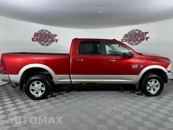 2010 Dodge Ram 3500 Laramie Crew Cab Medium Bed - miniatura 8
