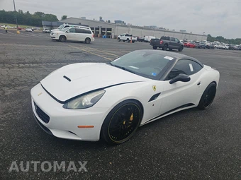 2010 Ferrari California