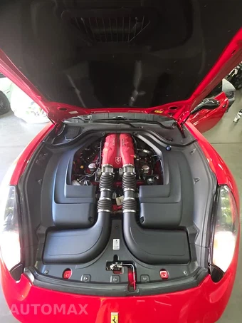 2010 Ferrari California - miniatura 24