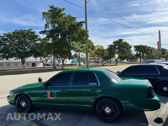2010 Ford Crown Victoria Police Interceptor - miniatura 5