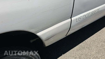 2010 Ford E-150 Commercial Cargo Van 138.0" WB – miniatura 29