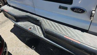 2010 Ford E-150 Commercial Cargo Van 138.0" WB – miniatura 36