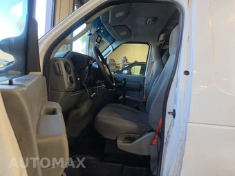 2010 Ford E-150 Commercial Cargo Van 138.0" WB – miniatura 7