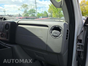 2010 Ford E-150 Recreational Van 138.0" WB - miniatura 19