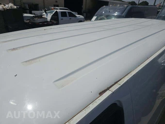 2010 Ford E-250 Commercial Cargo Van 138.0" WB – miniatura 30