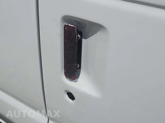 2010 Ford E-250 Commercial Cargo Van 138.0" WB – miniatura 33